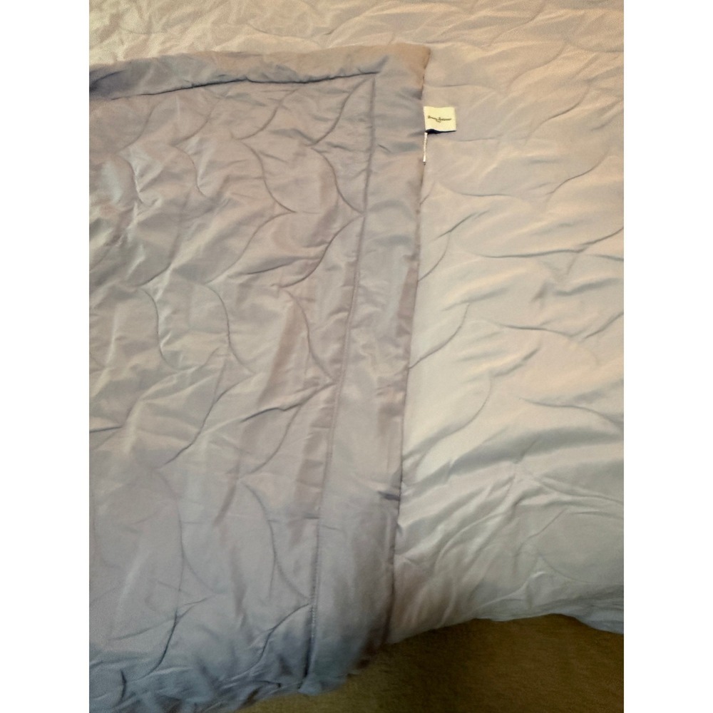 Tommy Bahama Full Size Quilt / Comforter – Lavender & Dark Lavender – Cotton - Picture 3 of 6